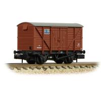 373-705A Graham Farish BR 12T Vent. Van Planked Sides BR Bauxite