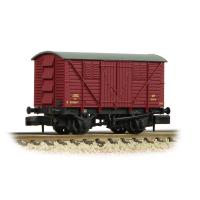 373-740A Graham Farish BR 10T Meat Van BR Crimson