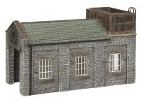 42-0002 Graham Farish Scenecraft Stone Engine Shed with Tank