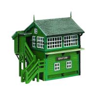 42-0168G Graham Farish Scenecraft GCR Wooden Signal Box Green