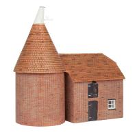 44-0146 Bachmann Scenecraft Oast House