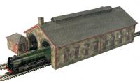 44-0157 Bachmann Scenecraft Two Road Stone Engine Shed