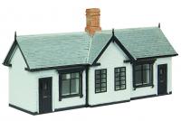 44-1024W Bachmann Scenecraft Transport Cottages - White & Black