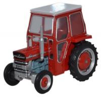 76MF001 Oxford Diecast Massey Ferguson 135 Red