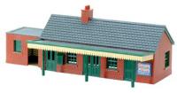 NB-12 Peco Country Building Kit - Brick Built Type