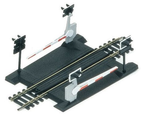 R645 Hornby Single Track Level Crossing