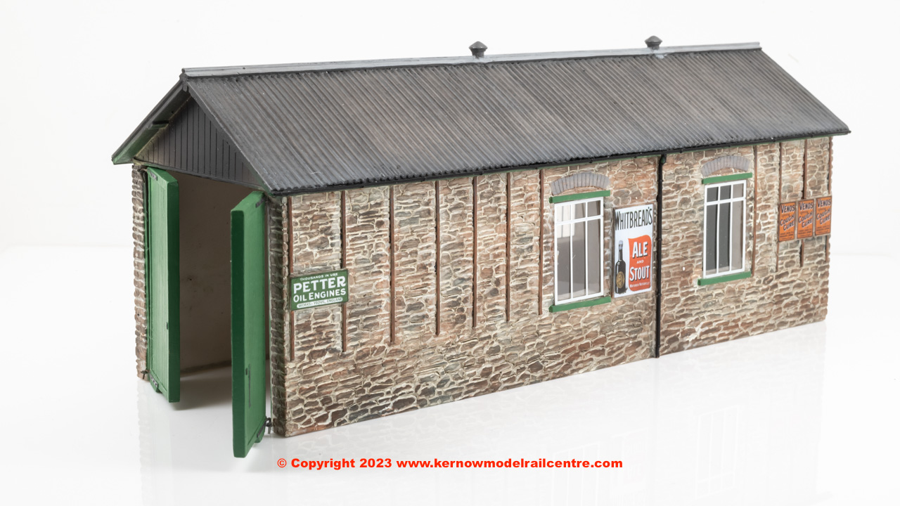 KMRC Exclusive 00-9 gauge Lynton Engine Shed image