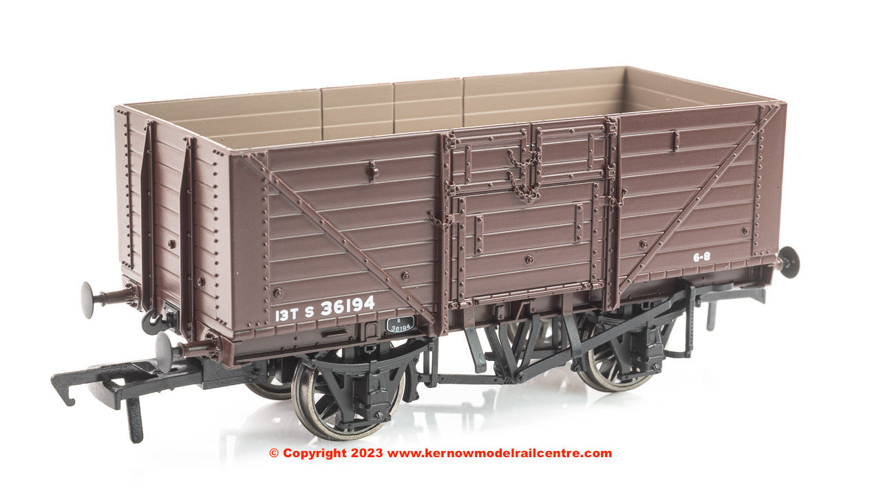 D1379 8 Plank Wagon – S36194 SR Brown BR Number D1379 8 Plank Wagon – S36194 SR Brown BR Number