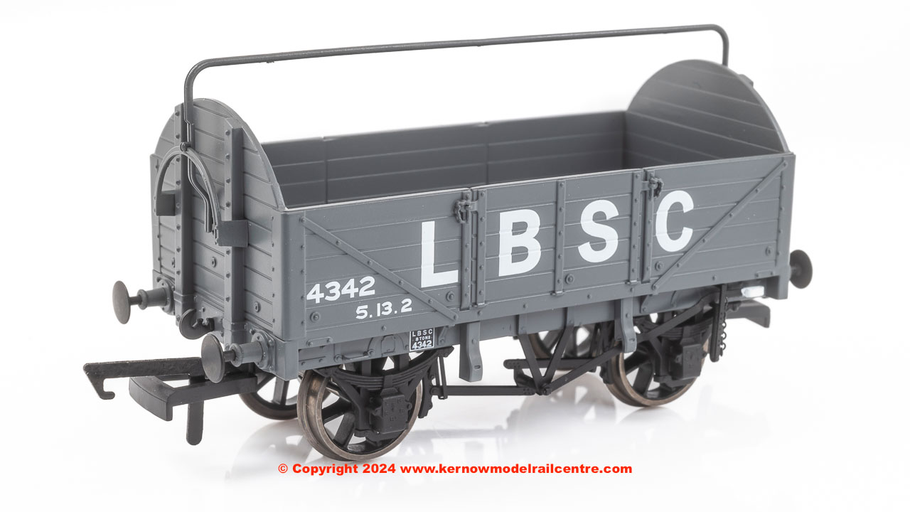 SB009A LBSC Diagram 1369 5 plank open wagon LBSC Grey Image