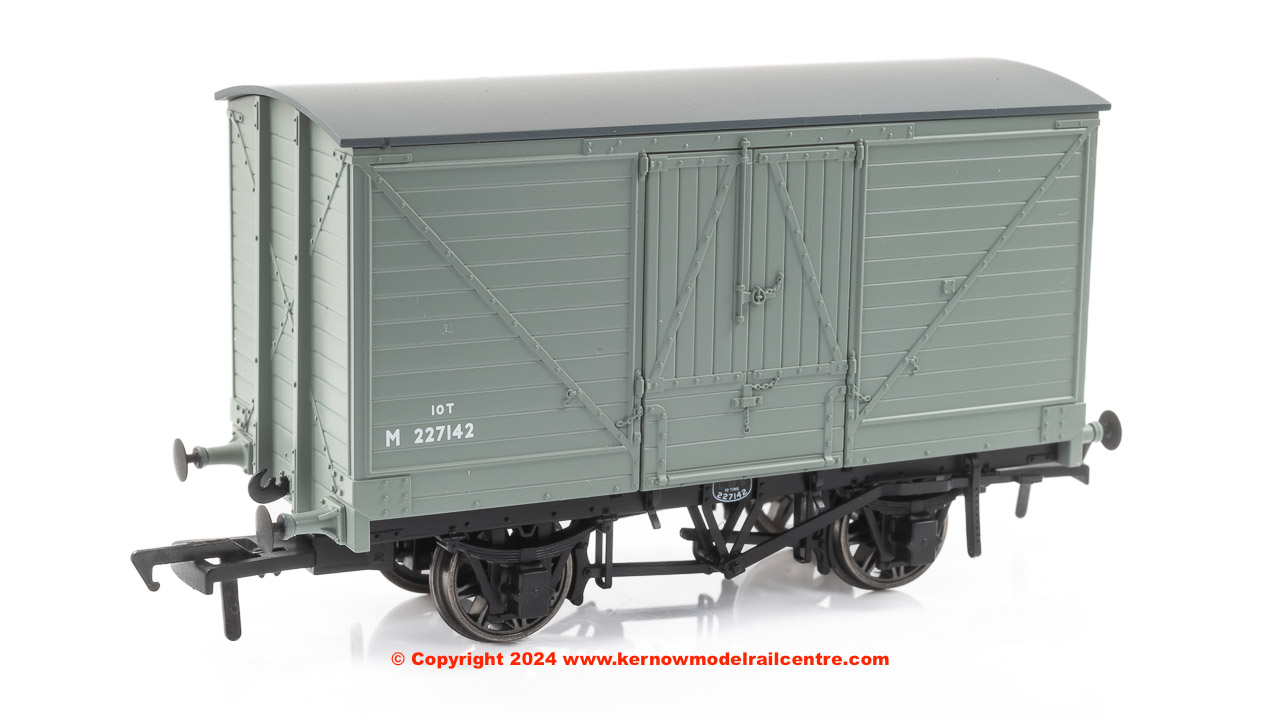 LNWR Dia.88 10T Van – No.M227142 – BR Grey LNWR Dia.88 10T Van – No.M227142 – BR Grey