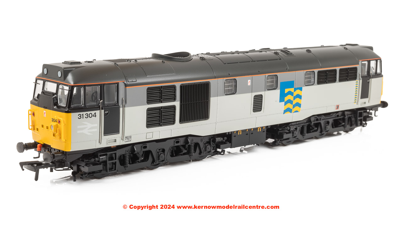 35-823ASFX Bachmann Class 31/1 Refurbished 31304 BR Railfreight Image