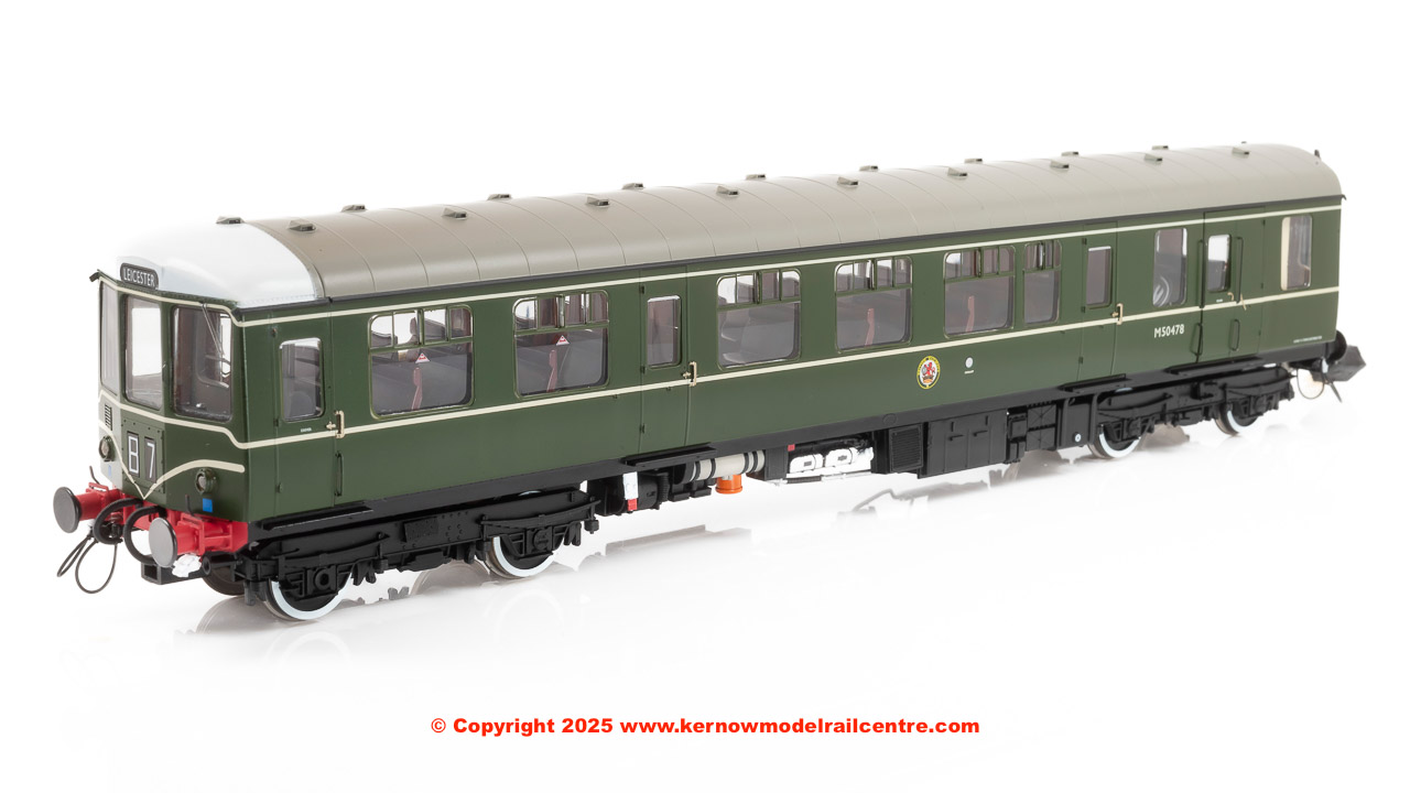 1451 Heljan Class 104 3 Car DMU Set in BR Green livery Image