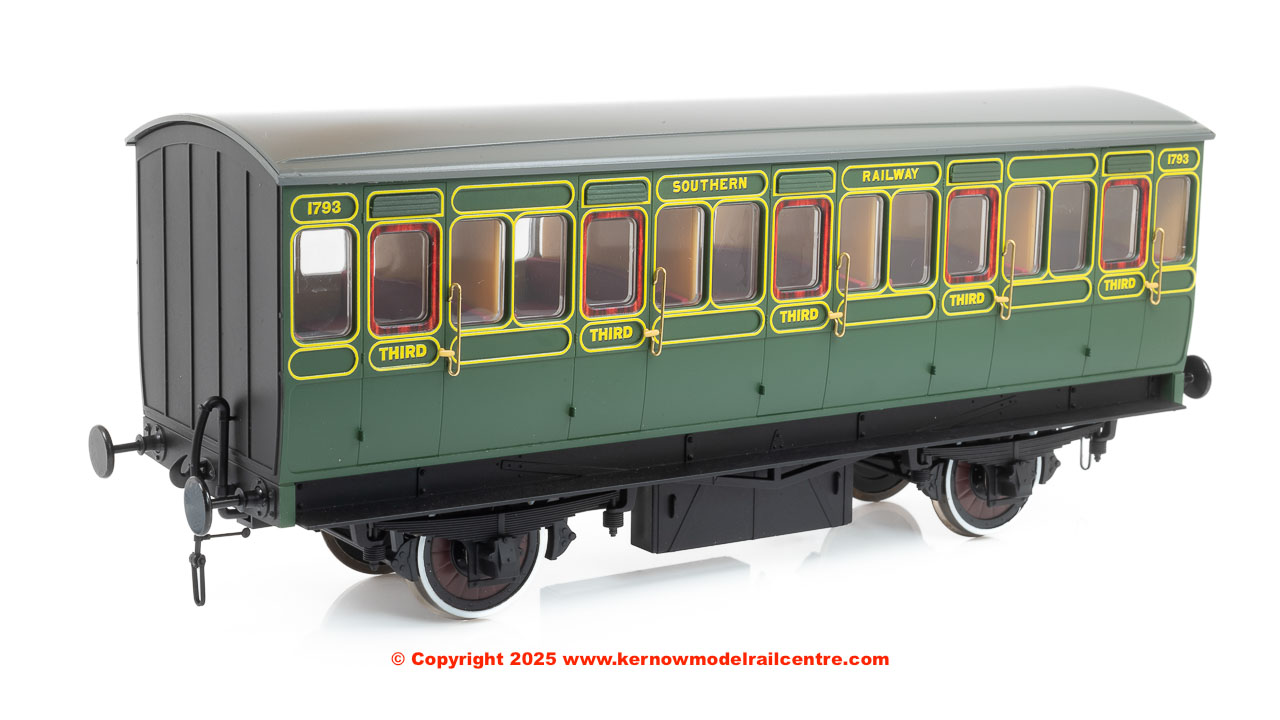 7P-020-651 Dapol Stroudley 4 Wheel Coach 3rd Image