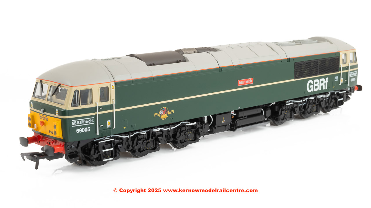 35-780 Bachmann Class 69 69005 Eastleigh BR Green Late Crest Image