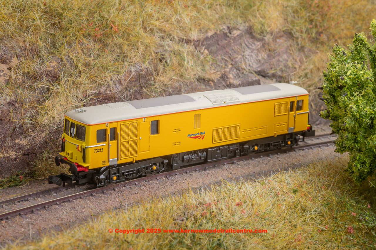 GM2210202 Dapol Class 73 Network Rail 73 212 Image