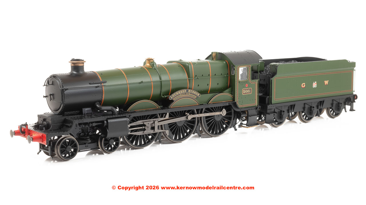 R30402 Hornby Castle Steam Loco 5081 Lockheed Hudson Image