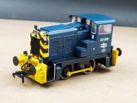 GM4240402 Heljan Class 02 0-4-0DH Diesel Shunter number 2850 in BR Blue livery with wasp stripes and yellow bufferbeam.