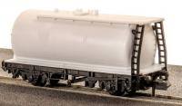 KNR-50 Peco 15ft Wheelbase Tank Wagon Kit