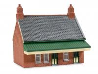 TT9022 Hornby Station Waiting Room - Red Brick Collection