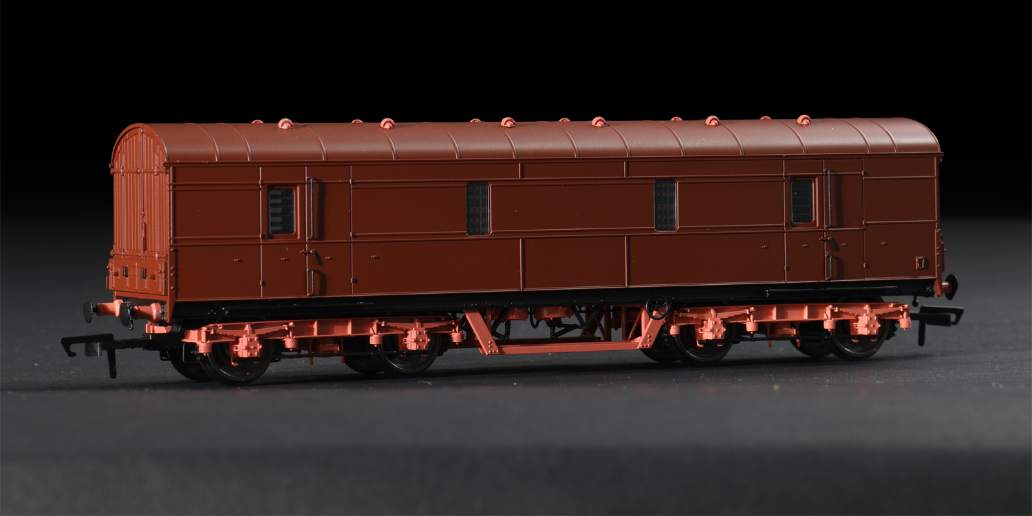 Clark Railworks LMS 42ft GUV