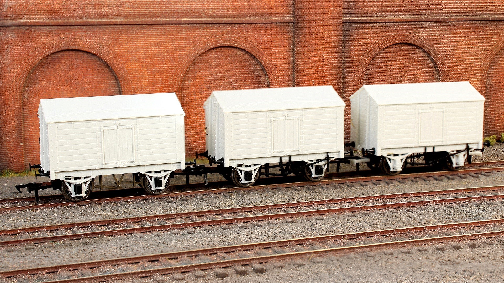 Rapido Trains UK RCH 1907 Private Owner Salt Van image