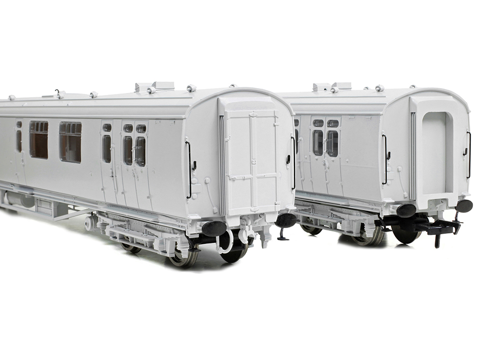 Bachmann Bulleid Coaches image